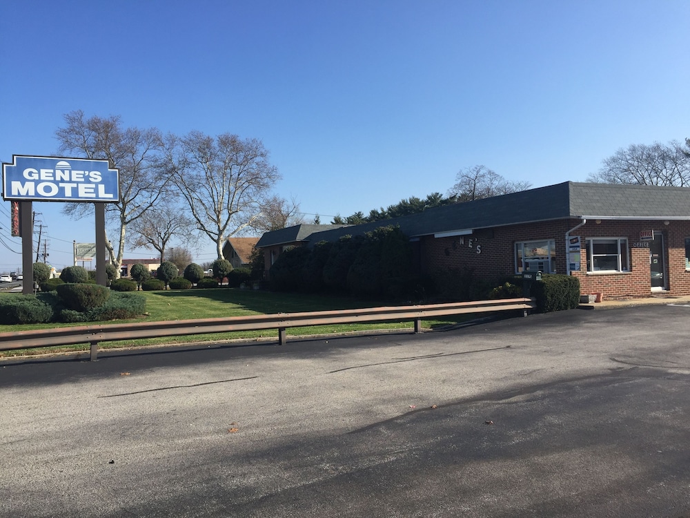 Hotel Genes Motel - Image 1