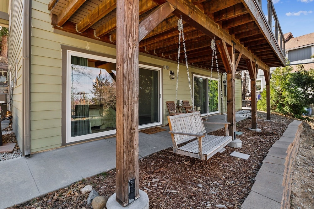 The Volpe Den 3 Bedroom Cabin