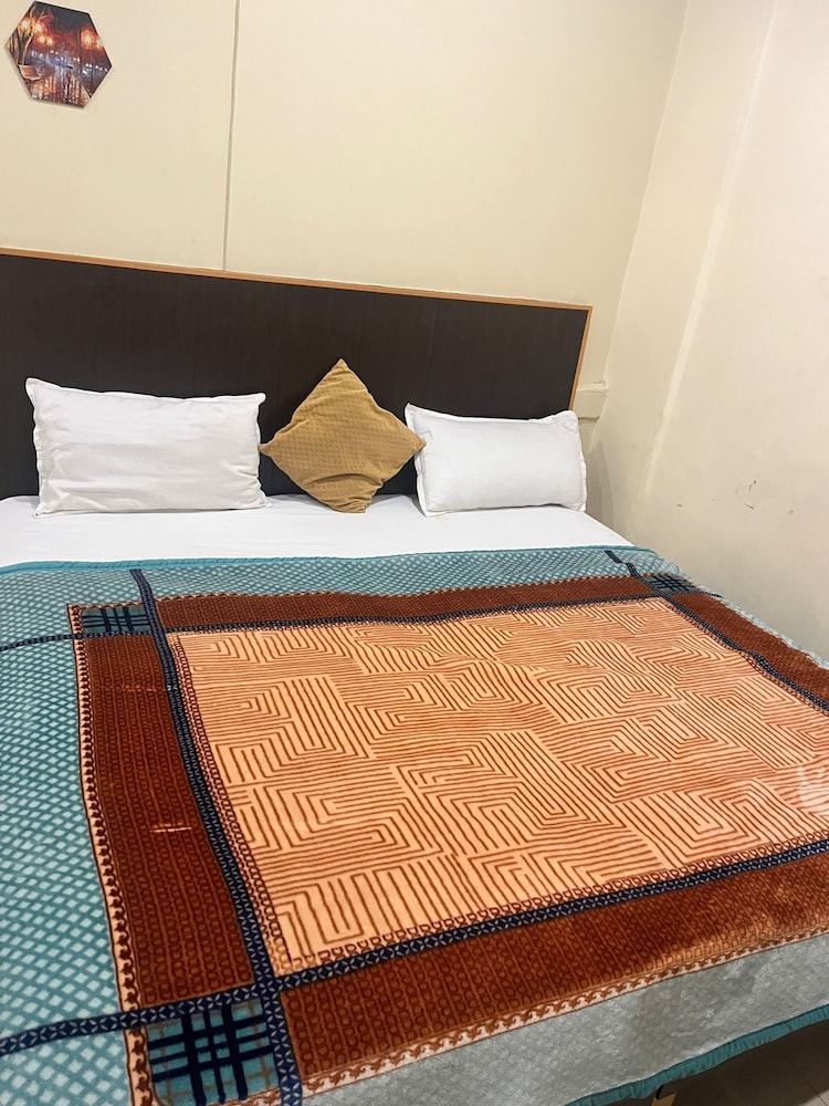 Kashi Kutir