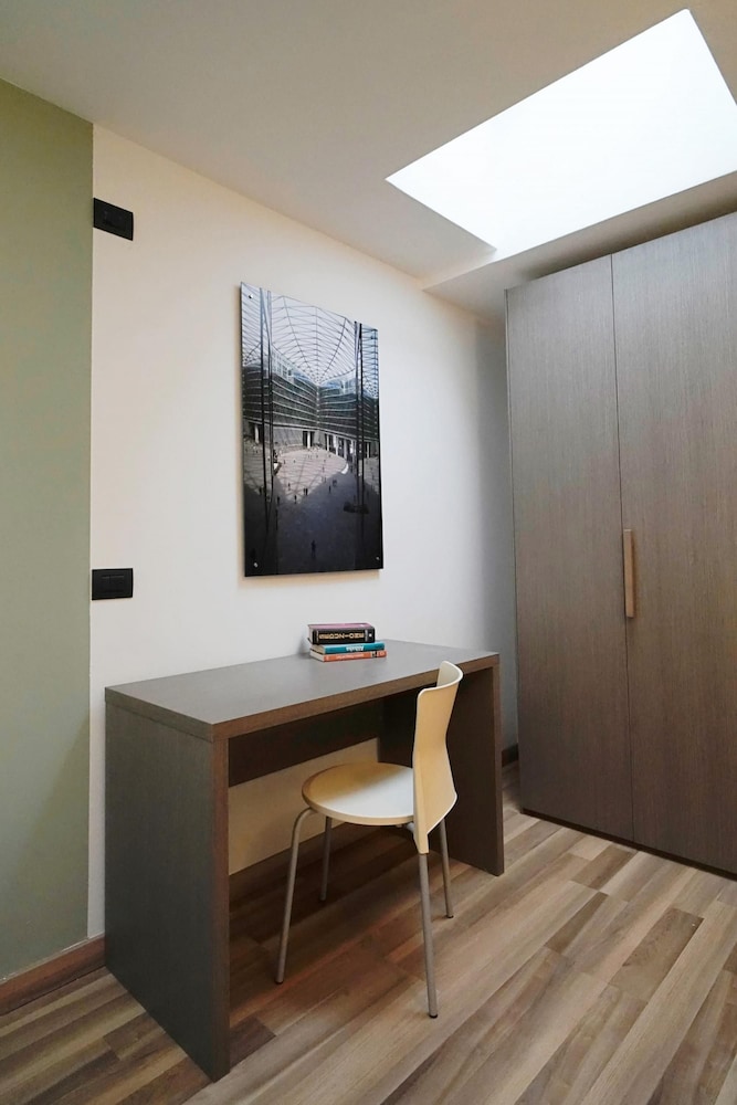 Candiani Building - Modern 2BR Apartment Steps From Bovisa Politecnico