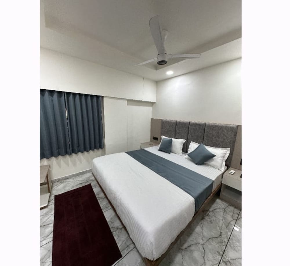 The Azone Hotel