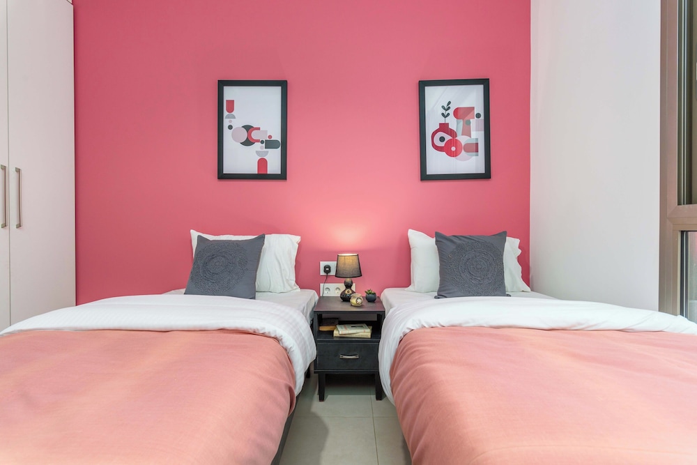 Viva 3-BR Apt in Waterfront Dbayeh