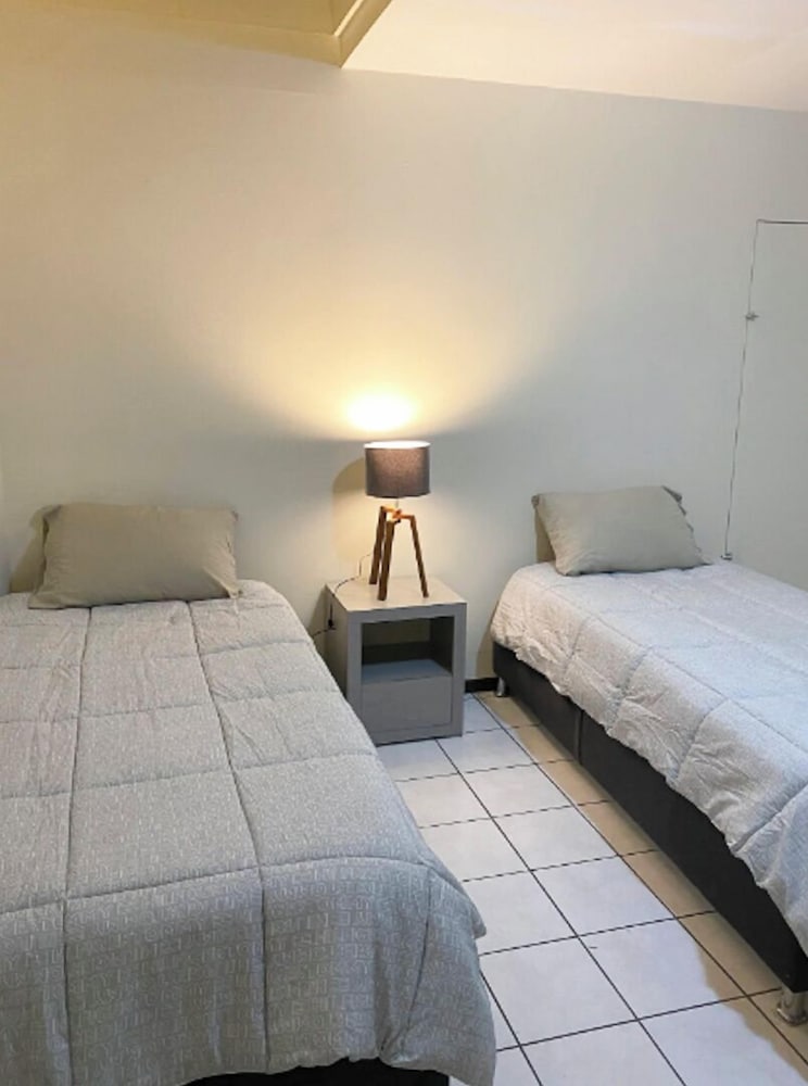 New Apt in GDL Near Cathedral