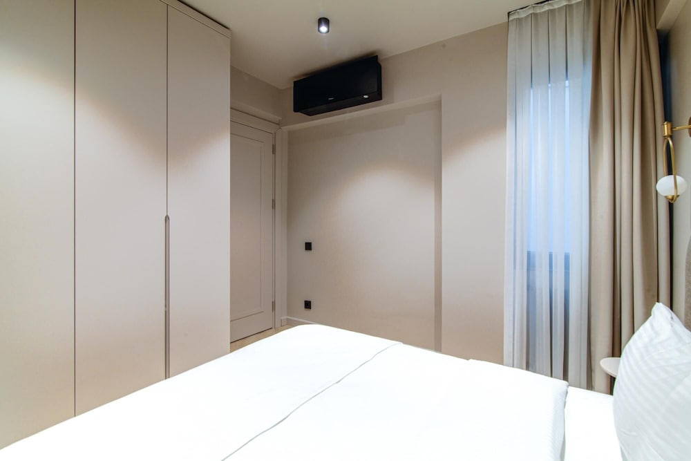 Chic and Convenient Flat in Central Besiktas