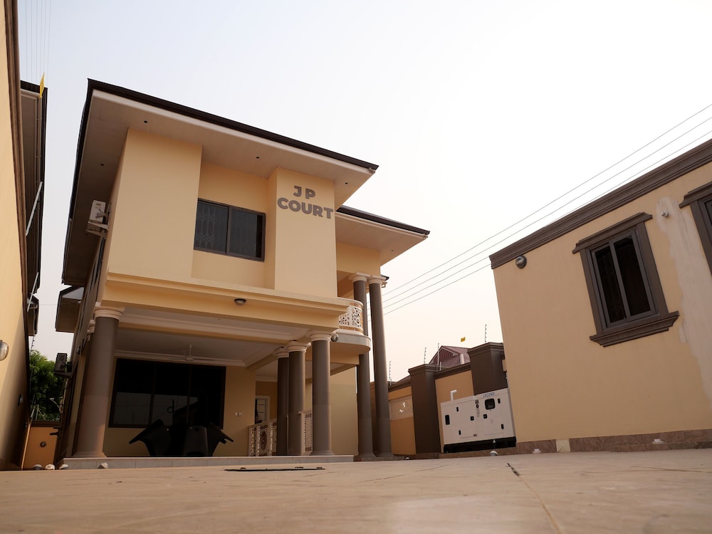 JPCOURT HOMES