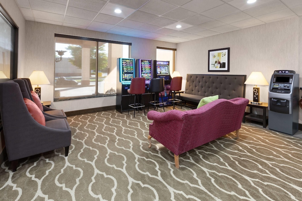 Days Inn by Wyndham Blairsville view 2