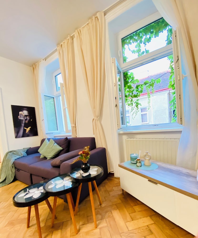 Cozy 2BR Apartment Close to Westbahnhof