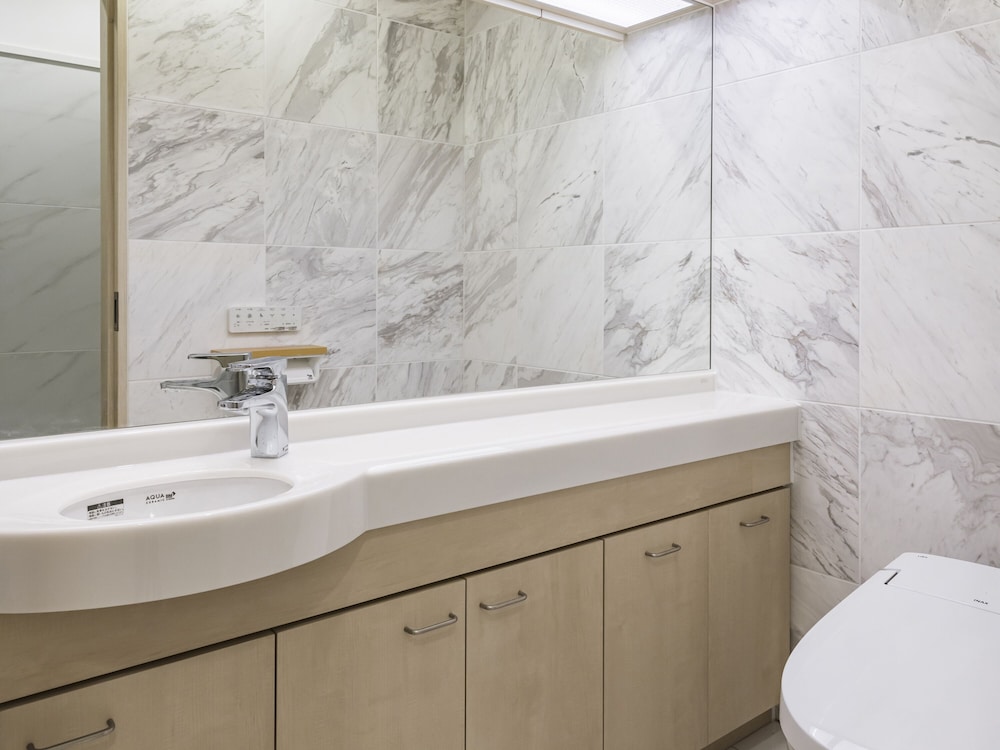 Toyoko Inn Nagano-eki Higashi-guchi 53