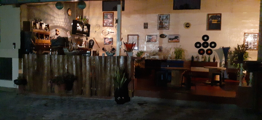 Ficus Lodge