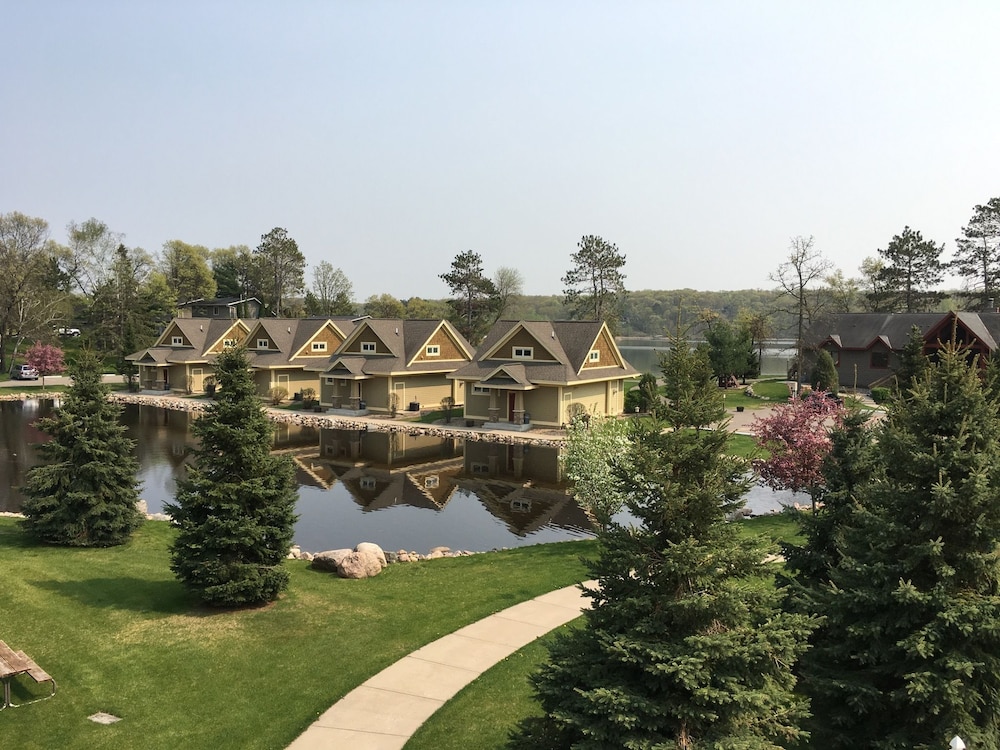 Kavanaugh's Sylvan Lake Resort