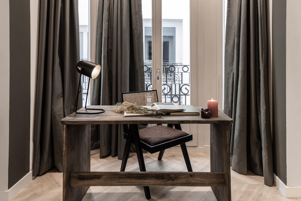 Pedra - 4 Bedrooms in Trafalgar