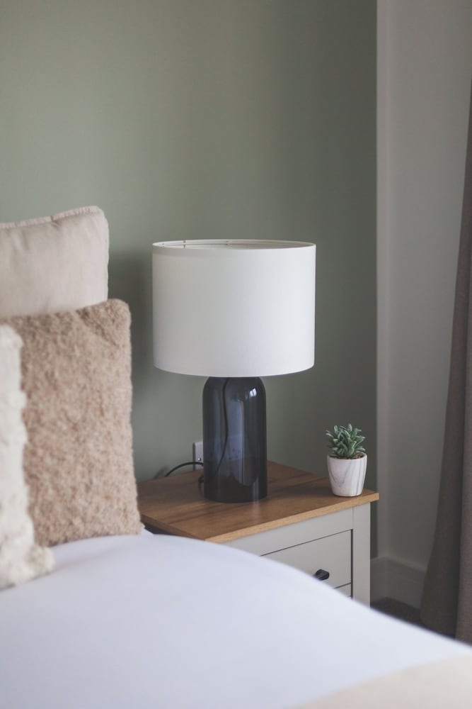 Spacious Room In Morden