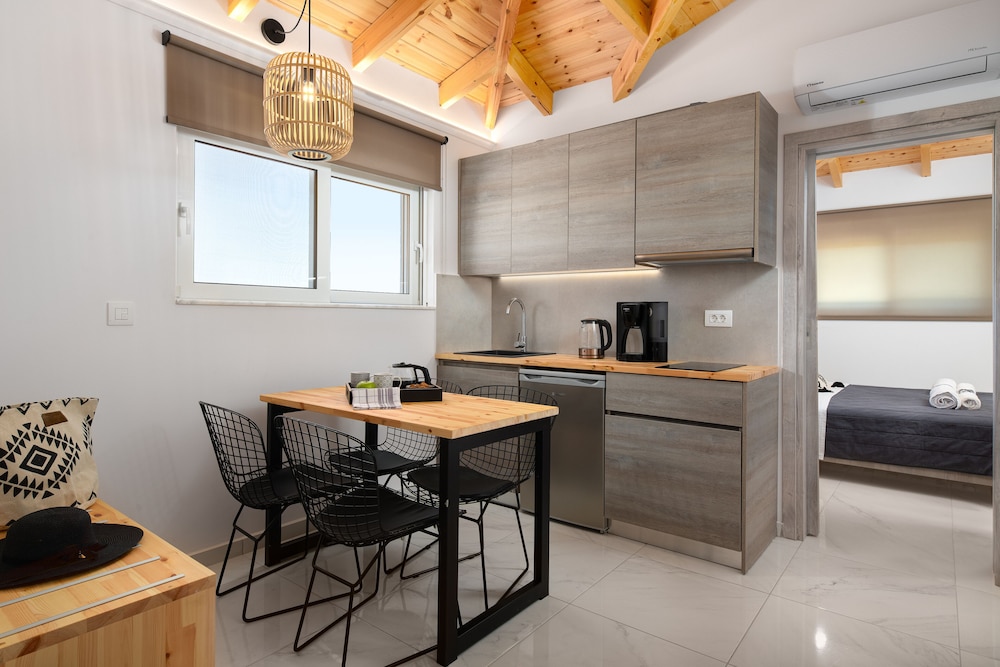L&C Boutique Apartments