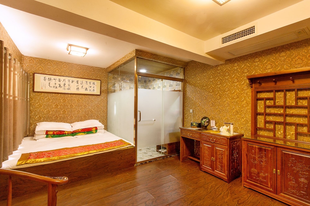 Hanruicheng Inn