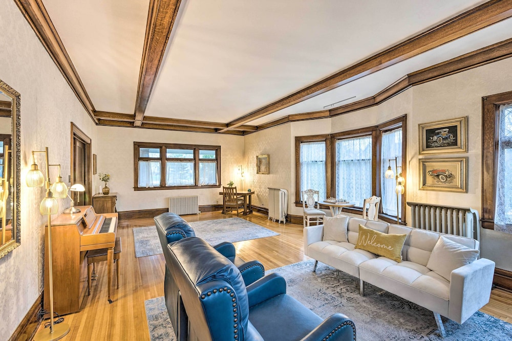 Cadillac Vacations - Historic Cadillac Home: Walk to Lake  Downtown! - Property Image 1