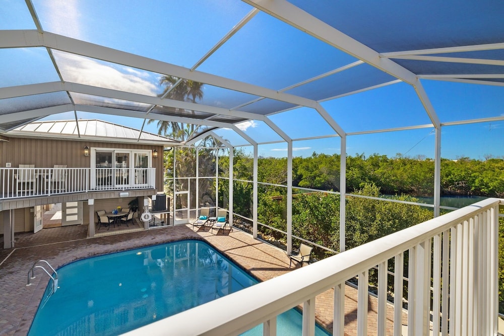 21381 Widgeon Point 6 Bedroom Estate