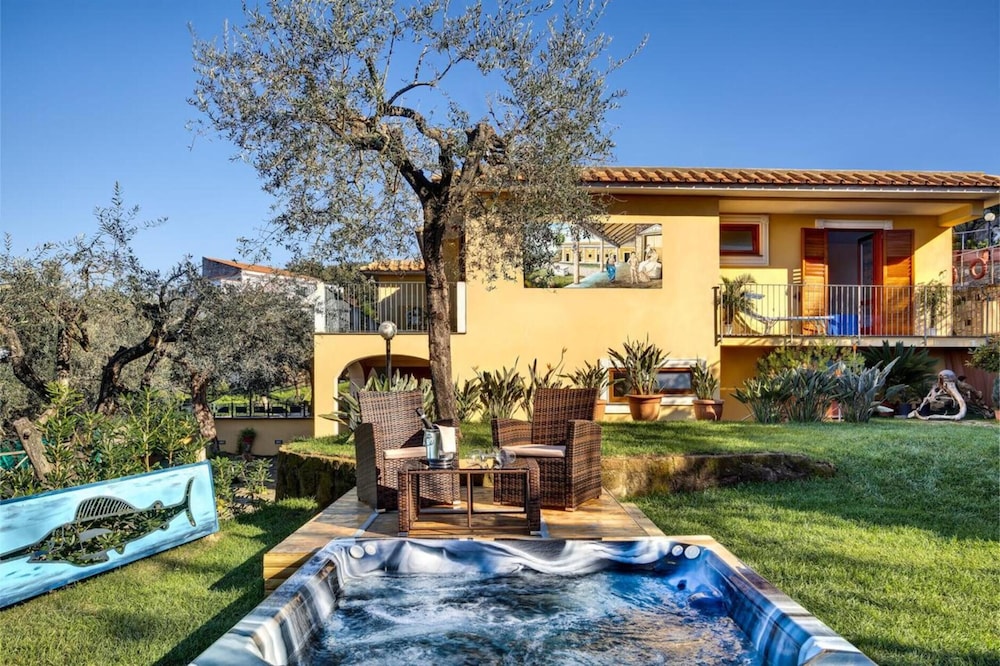 Villa dei Dipinti photo 3