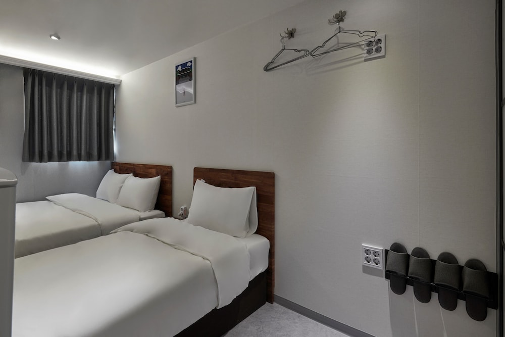 Eight Rest Hostel Jong-no