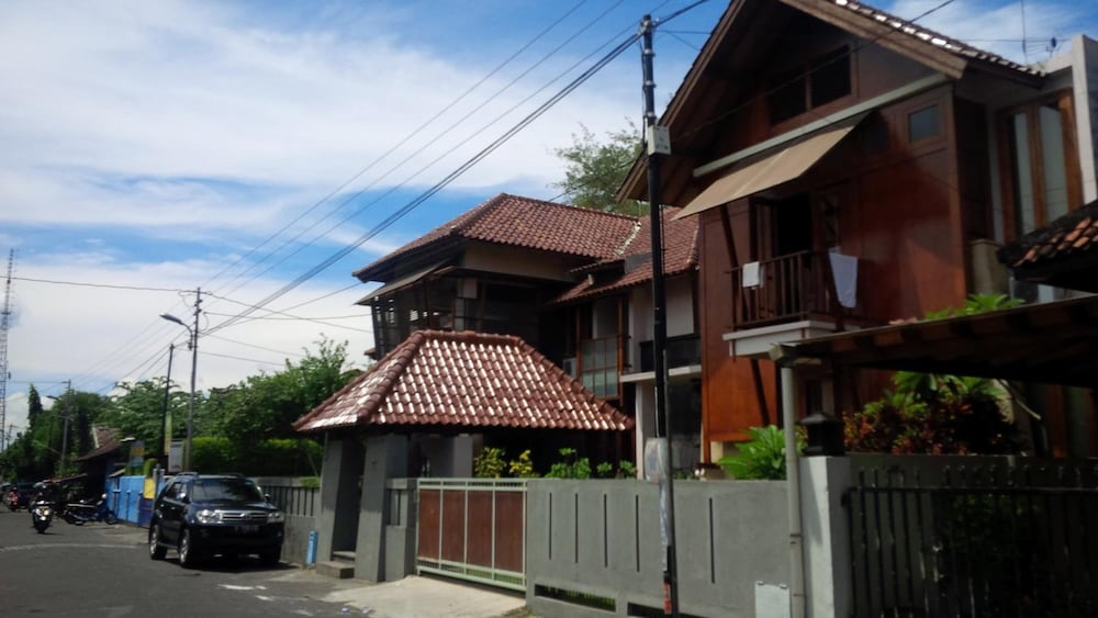 Tegal Panggung Inn