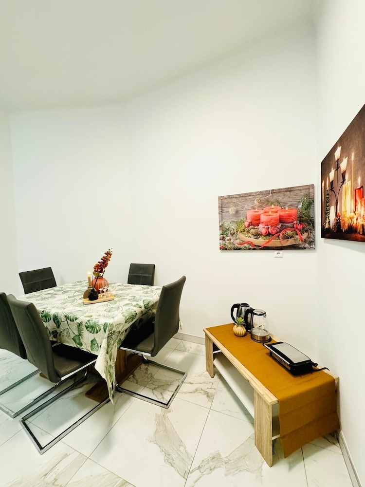 Affordable 5BR Apartment Atzgersdorf