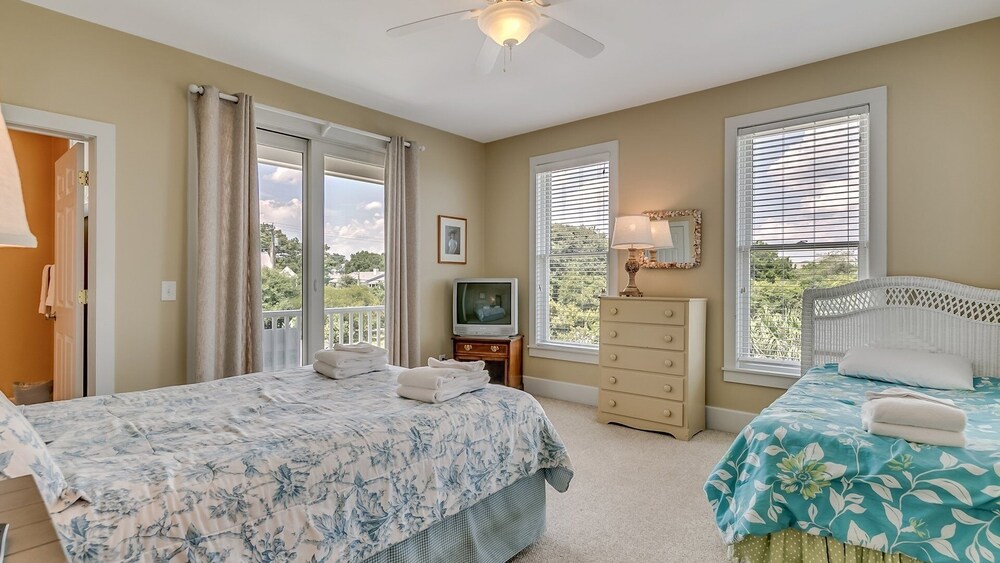 Spectacular Oceanfront Home Located On North Litchfields Peaceful And Pristine Beaches. 6 Bedroom Home by Peace Vacations