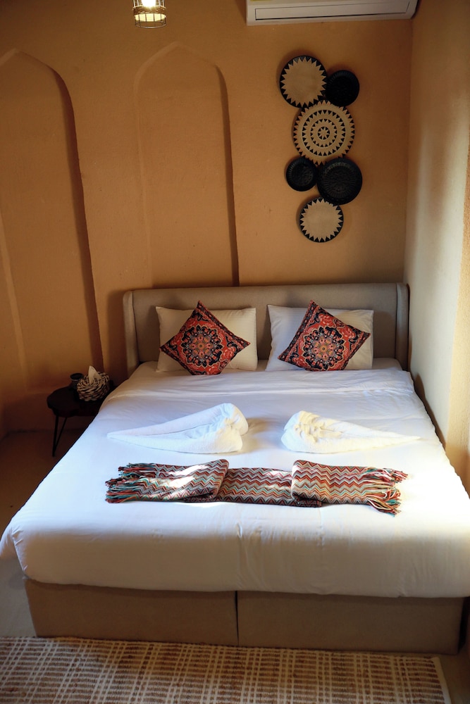 Bait Al Muallem by Nomad Inn