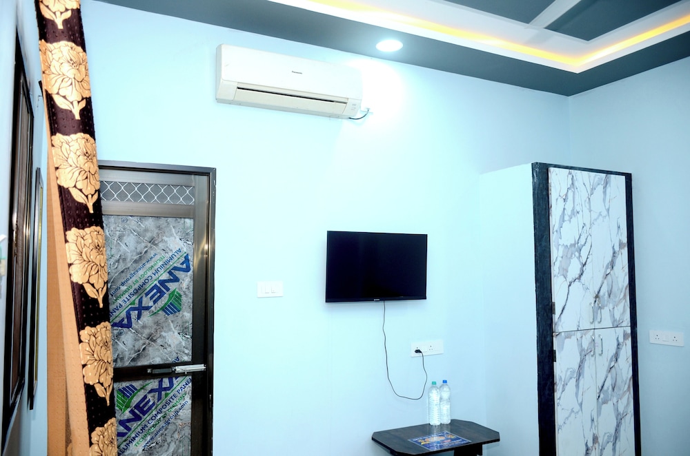 Hotel Mahamrityunjay Palace