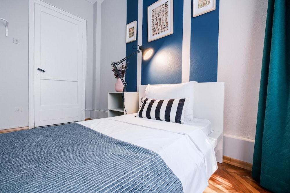 Charming Flat Near Osmanbey Metro Station