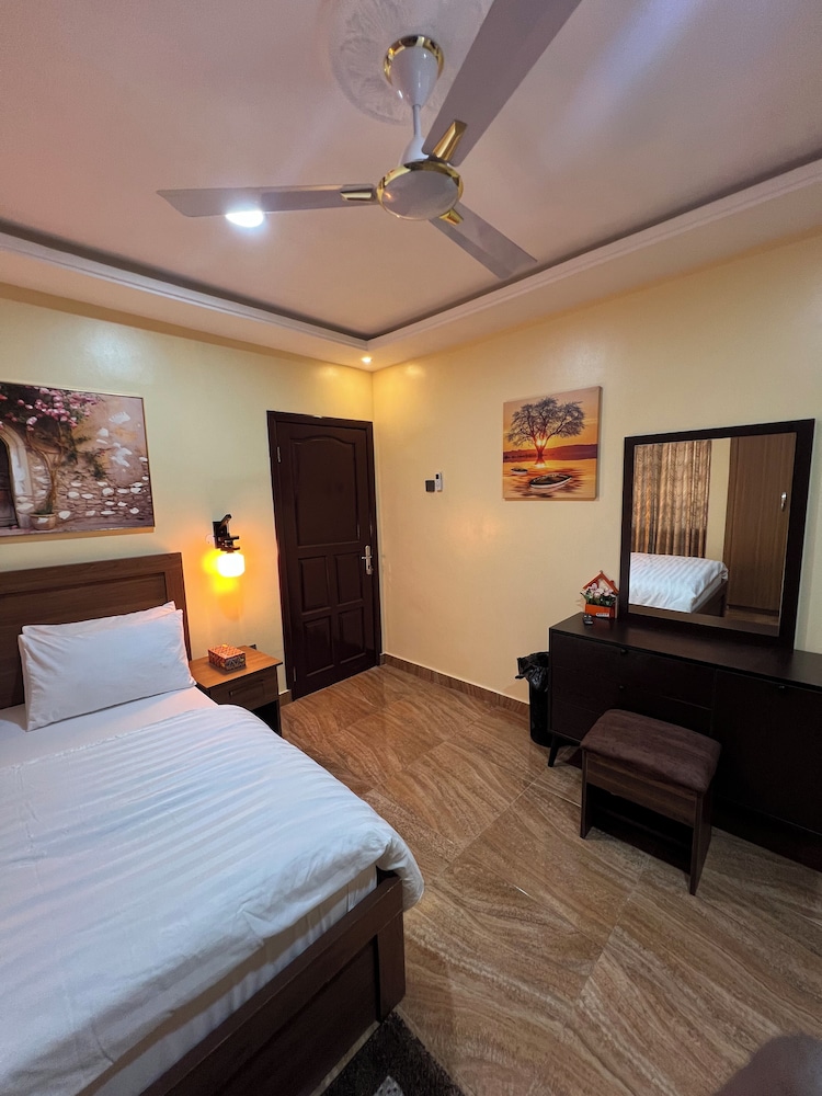 CSL APARTMENTS