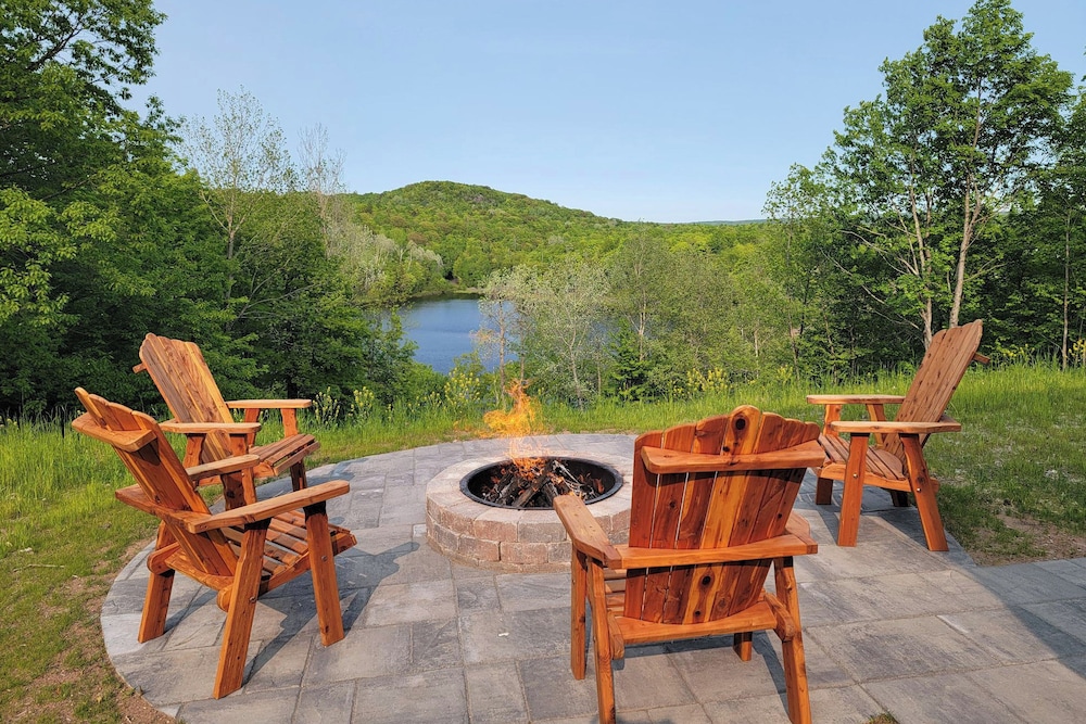 Million Dollar View! Whitecap Mtns Ski Resort Home
