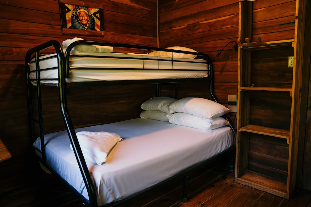 Bambuda Lodge - Hostel