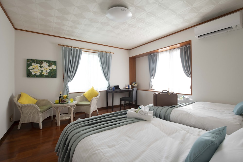 Miyakojima White House view 4