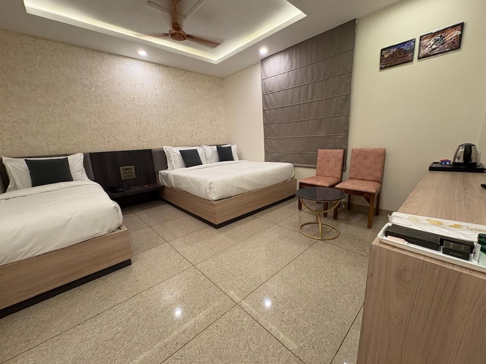 Opo Horizon Surbhi Grand