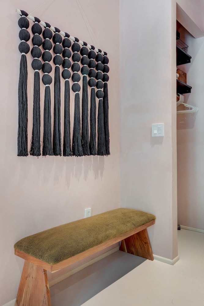 Artisan Studio- Breakfast Nook by Design District