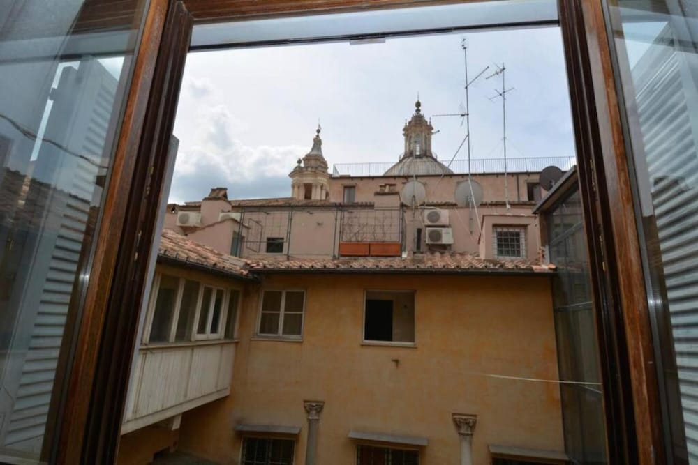 Piazza Navona Penthouse - Piazza Navona Penthouse