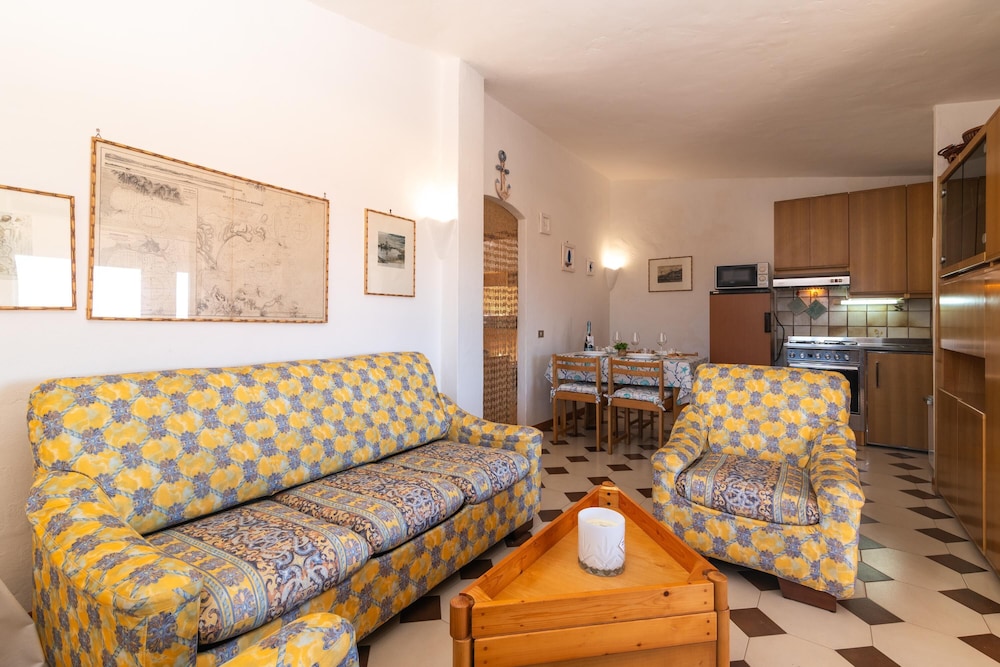La Lampara House in Cannigione view 5