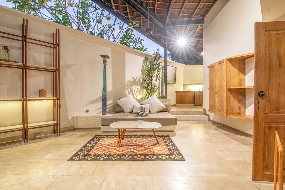 1-br Villa With Pool, Echo Beach 4mins, Canggu