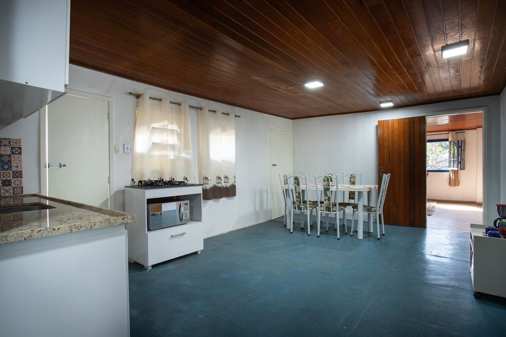 Casa com Wi-fi e Garagem a 400m do Museu Imperial
