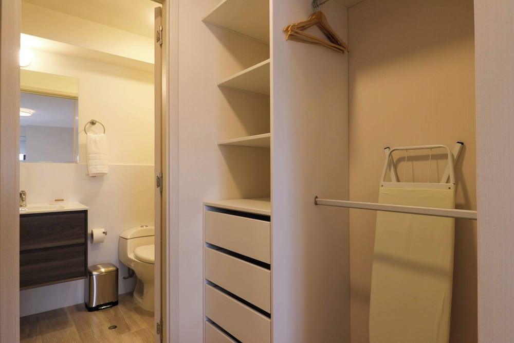 w Dazzling 2BR w Balcony in Miraflores