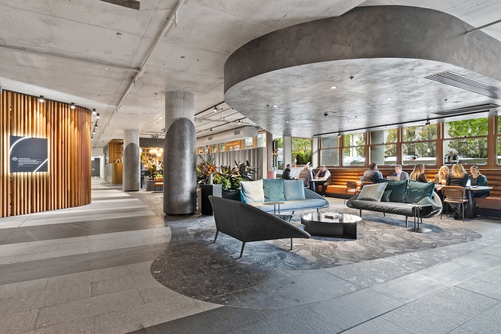 Stylish Studio in Acton With Stunning Water Views