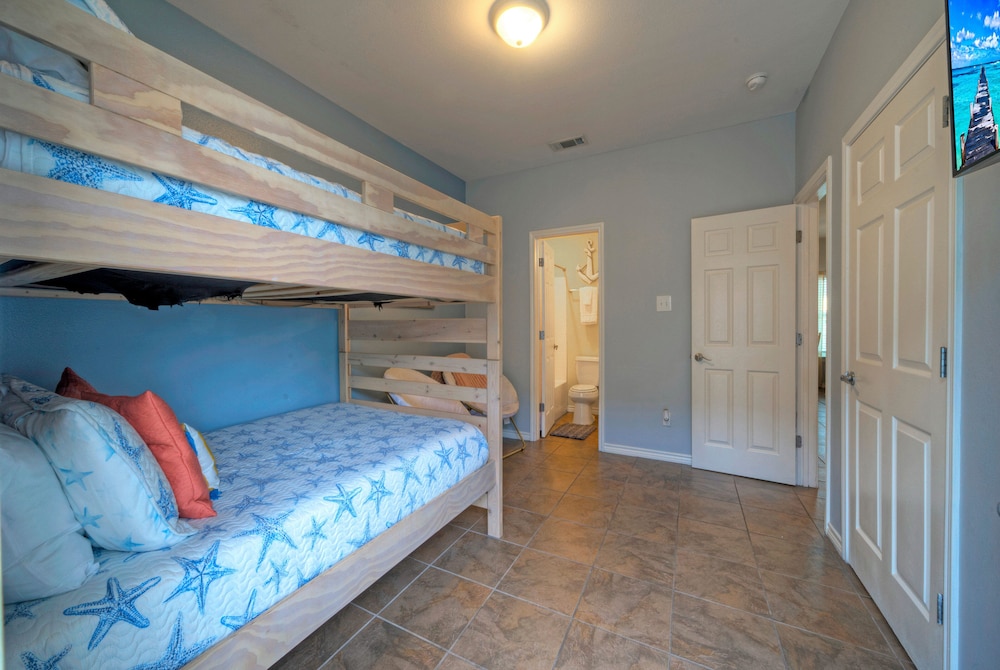 The Costa Bahia Condos by AvantStay – Pristine Comfort Near Port Aransas Beach