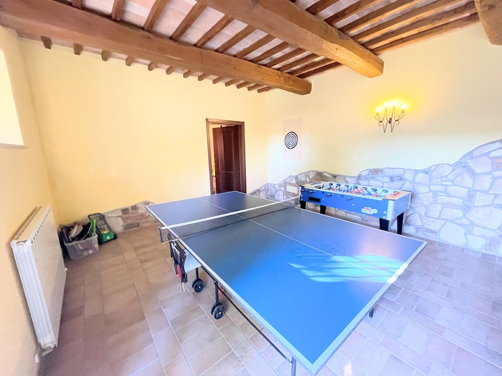 Detached Villa With Games Room, Pool, and Panoramic Views in San Damiano