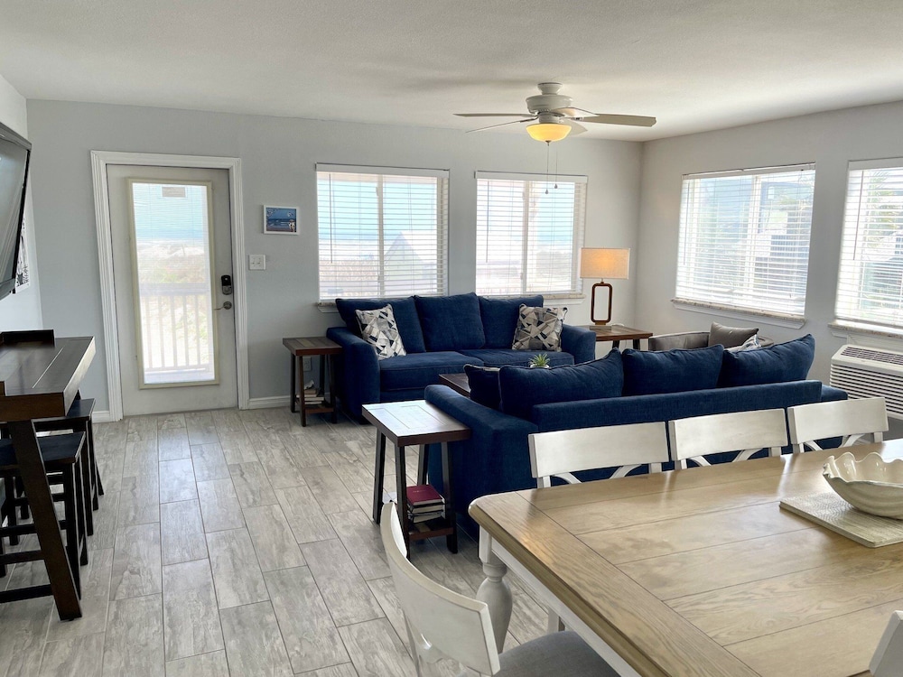 Beachgate Condo Suites And Hotel 227+228+229 3 Bedroom Condo