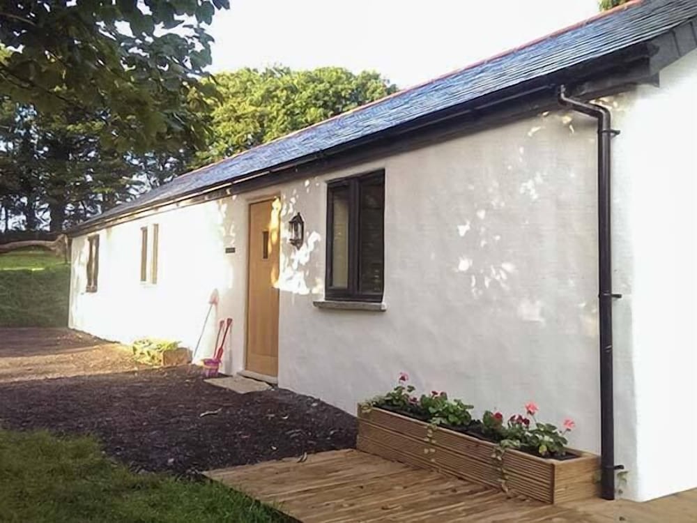 St Austell Vacations - Vine Cottage - Property Image 1