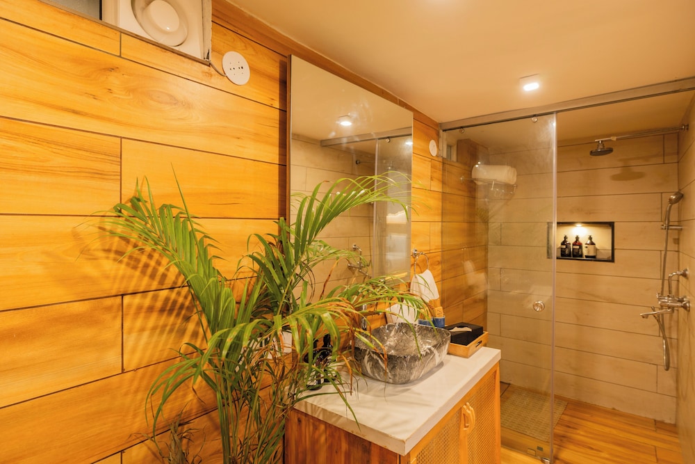 ELIVAAS House of Neptune 1 BHK Boutique
