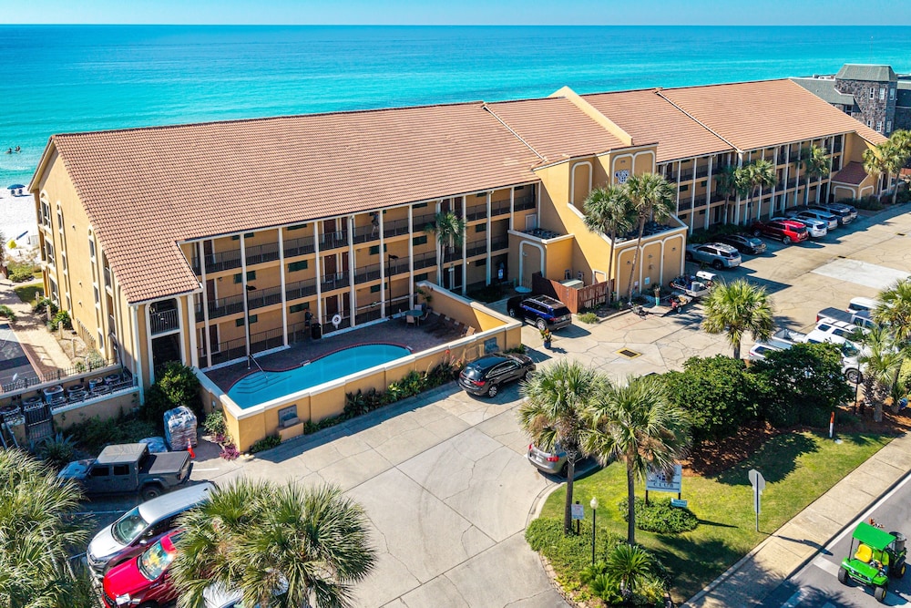 Coral Reef Club 36 3 Bedroom Condo