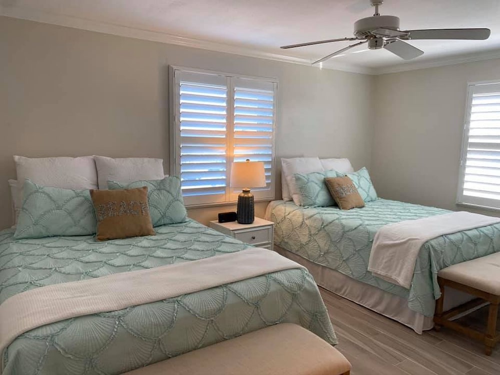 Sea Oats Beach Resort by Liberte