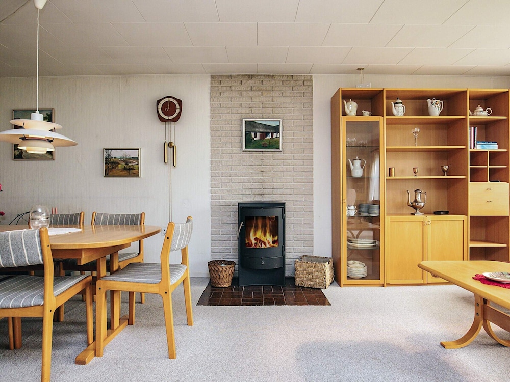 6 Person Holiday Home in Hals