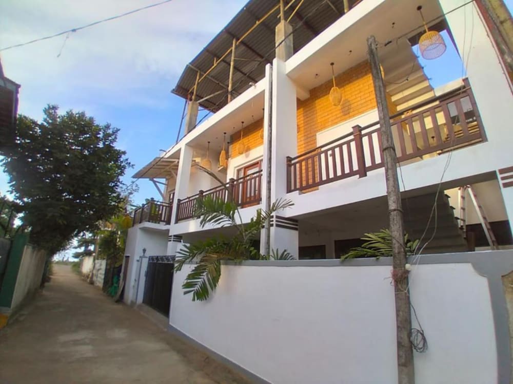 Room in Villa - Surf 247 Weligama, Weligama