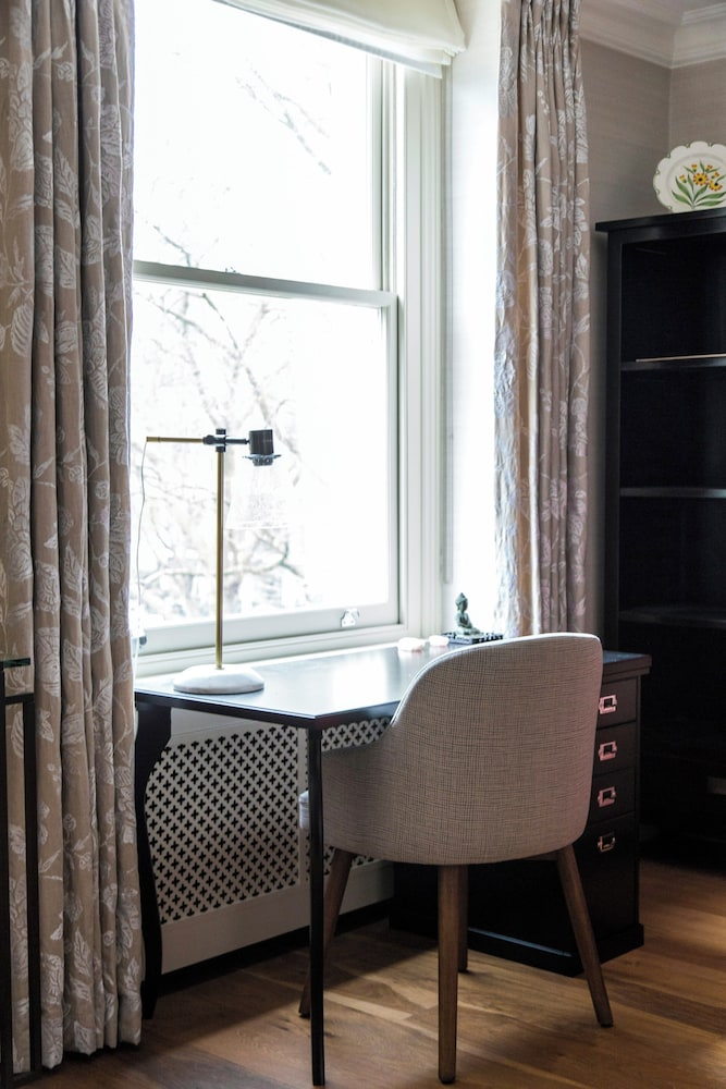 Cadogan Place IV by Onefinestay